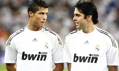 Ronaldo, Rô béo và đội hình đồng đội vĩ đại nhất của Kaka