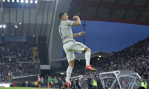 Ronaldo rực sáng trong ngày Real Madrid lập 'kỷ lục' tệ không tưởng