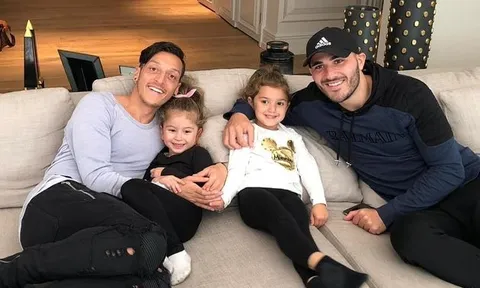 Đây, vai trò mới của Ozil khi không khoác áo Arsenal