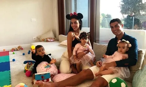 Đây, lý do khiến Ronaldo sẽ vững tâm vượt qua bão scandal