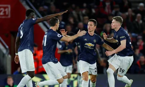 Man Utd vụt mất 3 điểm, Mourinho cùng các học trò nói gì?