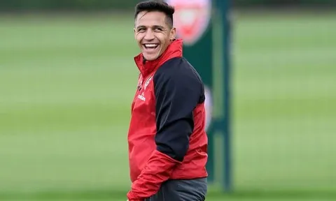 Sanchez cười khoái trá trước đại chiến với Chelsea