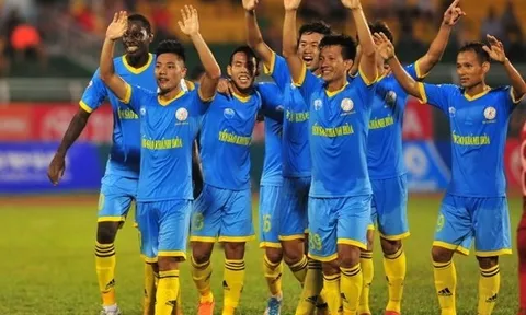 Sannna Khánh Hoà BVN tham dự “của nợ” Toyota Mekong Cup