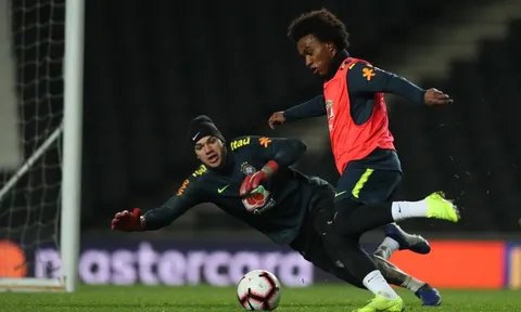 Sao Chelsea và Man City so kè trên tuyển Brazil