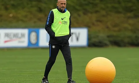 Sao đi gần hết, Spalletti 'ngẫu hứng' chơi trò lạ
