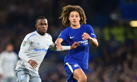 Sao trẻ Ethan Ampadu thể hiện ra sao vs Everton