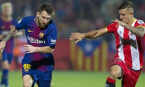 Sao trẻ Girona bị Messi 'tra khảo' ngay trên sân