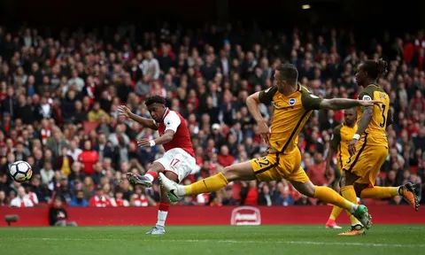 Sao trẻ tỏa sáng, Arsenal dễ dàng hạ Brighton