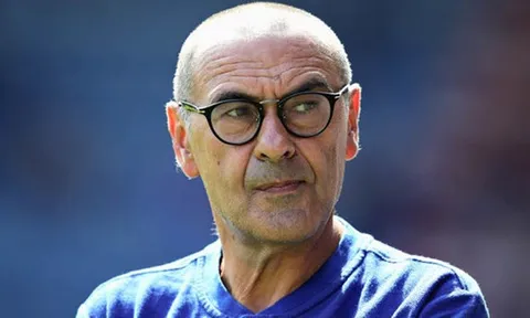 Sarri chỉ đích danh 2 đối thủ cạnh tranh của Chelsea ở Premier League