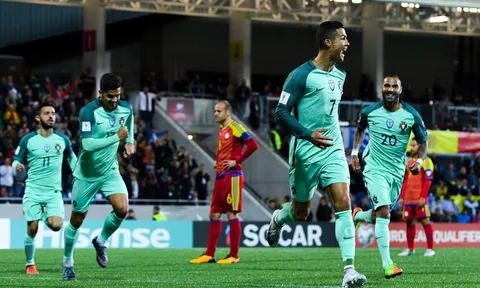 Sau 13 năm Ronaldo mới làm dự bị với Bồ Đào Nha