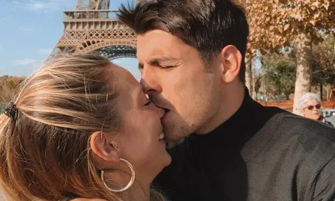Sau cú đúp vào lưới Crystal Palace, Morata tự thưởng món quà ngọt ngào