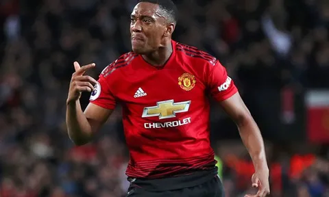 Sau Luke Shaw, thêm một 'nạn nhân' của Mourinho mang tin vui đến M.U