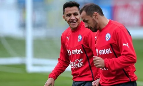 Sau tất cả, nụ cười đã trở lại với Alexis Sanchez