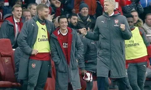Sau tất cả, Wenger đã kiêng nể Man City