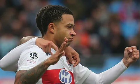 Sau vòng 10 Ligue 1: Neymar hoá tội đồ; Depay nổ hat-trick