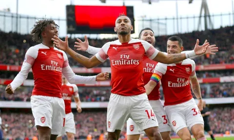 Sau vòng 14 Premier League: London màu đỏ rực, Thành Man Utd chia nửa buồn vui