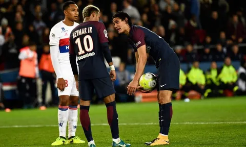 Sau vòng 7 Ligue 1: Sóng ngầm