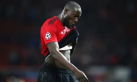 Scholes chỉ lý do Lukaku mất hút ở Man Utd
