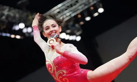 Ngắm vẻ đẹp hút hồn của những bóng hồng SEA Games