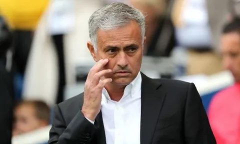 NÓNG: Mourinho yêu cầu Woodward 'thanh lý môn hộ' trong 11 ngày tới