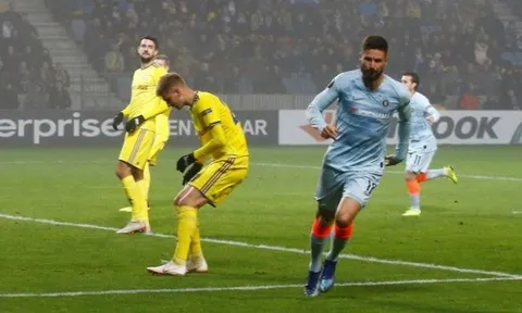 Giroud lập công, Sarri khẳng định điều này chắc như 'đinh đóng cột'