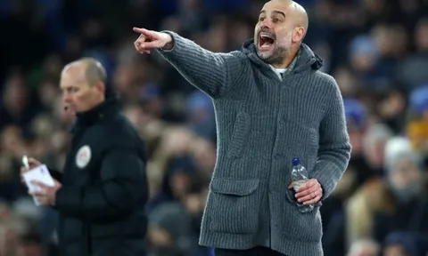 Guardiola nhắc đến "cái chết" sau khi Man City vượt mặt Liverpool