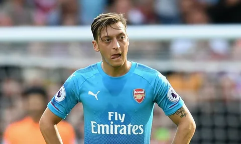 Sếp lớn Inter ra phán quyết vụ Mesut Ozil