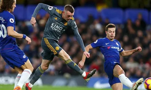 Sarri: "Chính tôi cũng chẳng hiểu tại sao"