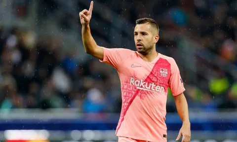 Barca chần chừ việc gia hạn, Jordi Alba lần đầu lên tiếng