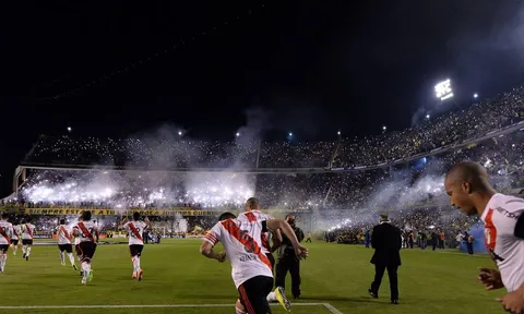 Siêu kinh điển Nam Mỹ sẽ được tổ chức ở Santiago Bernabeu?