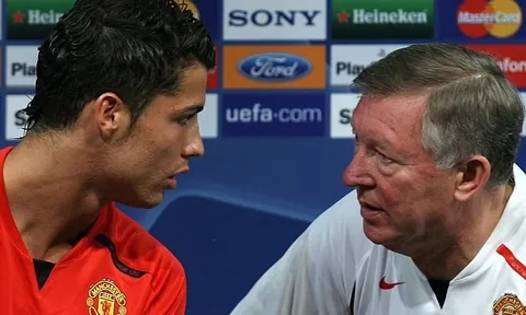 Sir Alex phản ứng như thế nào khi Ronaldo bỏ lỡ cơ hội ghi bàn?