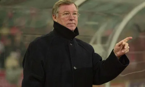 Sir Alex từng nói gì về bản hợp đồng mới của M.U?