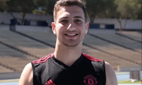 NÓNG: Tân binh Man Utd gửi thông điệp không thể vui hơn tới NHM