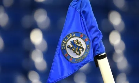 SỐC: Fan Chelsea bị tấn công trước thềm đụng độ PAOK