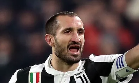 Chiellini gây ấn tượng với thế giới bóng đá bằng chiến dịch ý nghĩa