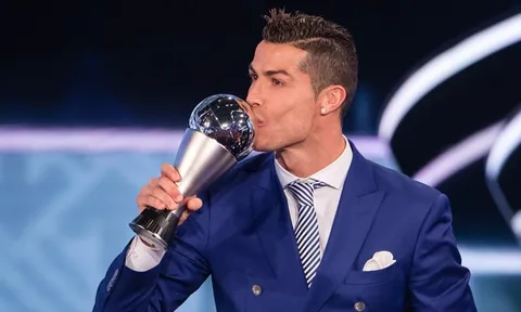 Ronaldo và những số 7 nổi tiếng nhất mọi thời đại