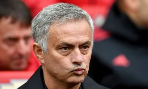 Sợ bị sa thải, Mourinho quyết 'khô máu' với Newcastle bằng chiêu này