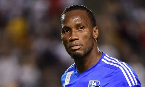 Sợ Lampard thiếu kinh nghiệm, Chelsea hỏi luôn cả Drogba