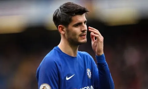 Sốc! Alvaro Morata bỏ lỡ cơ hội ghi bàn từ khoảng cách 3 mét
