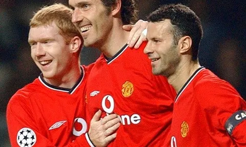 Chelsea bất ngờ nhắm đến cựu sao Man Utd thay Sarri