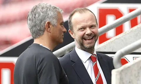 SỐC: Ed Woodward tiết lộ kế hoạch về tương lai của Mourinho