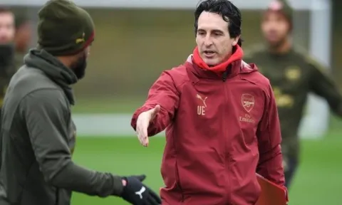 Sốc! Hành động dại dột, sao Arsenal nguy cơ bị Emery trừng phạt