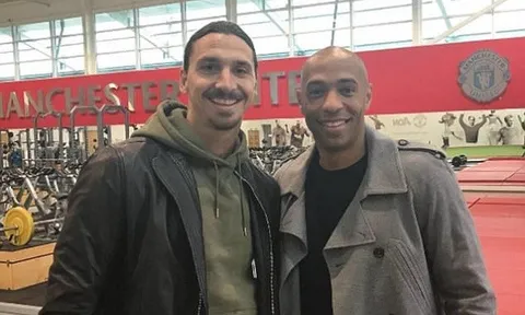 SỐC: Henry thăm Man Utd, ca ngợi Ibra