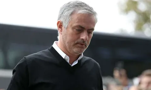 Sốc: Mourinho nổi điên với Martial trong phòng thay đồ