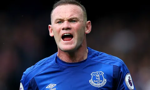 SỐC: Rooney bất ngờ vắng mặt trận gặp Chelsea