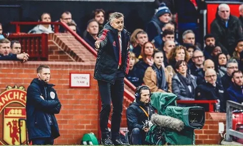 Solskjaer chưa hài lòng về điều gì ở hiệp 1 trận gặp Huddersfield?