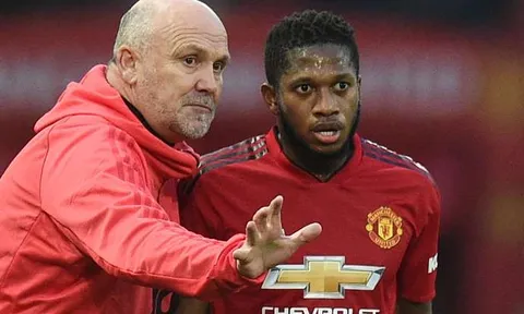 Solskjaer nói thẳng lý do loại Fred và Dalot khỏi sân chỉ sau hiệp 1