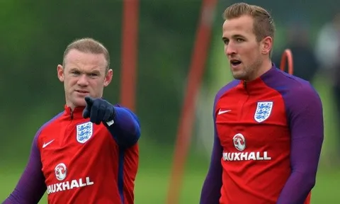 Southgate tiết lộ thái độ các cầu thủ trên tuyển Anh dành cho Rooney