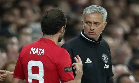 Sau tất cả, Mata tiết lộ điều Mourinho đã làm anh phật lòng
