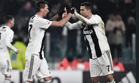 Ronaldo kiến tạo hụt, Roma vẫn phải nhận trái đắng tại Allianz